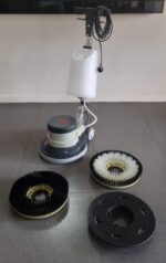 Astramilano floor scrubber with BRUSHES
