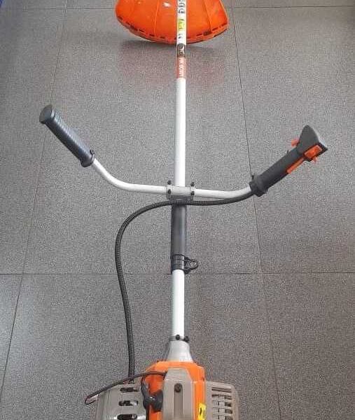Astramilano brush cutter 2 stroke 2 blades
